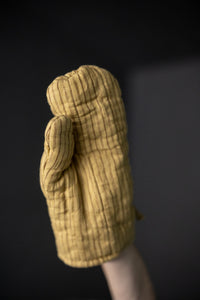 Laundered Linen Oven Glove - Yesteryear