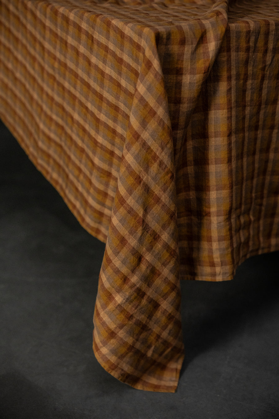 Laundered Linen Tablecloth - Jean Etienne
