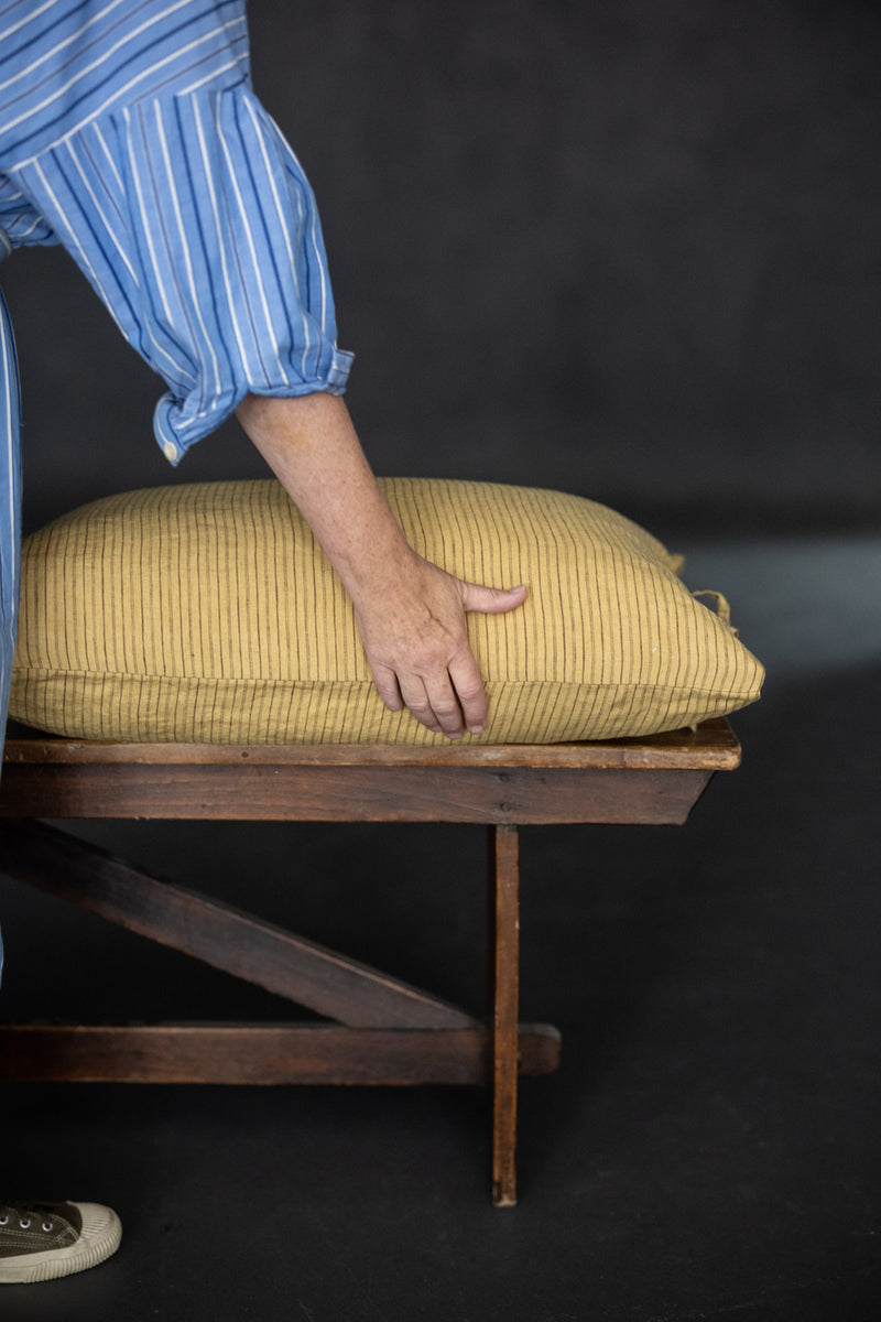 Laundered Linen Tie Pillowcase - Yesteryear