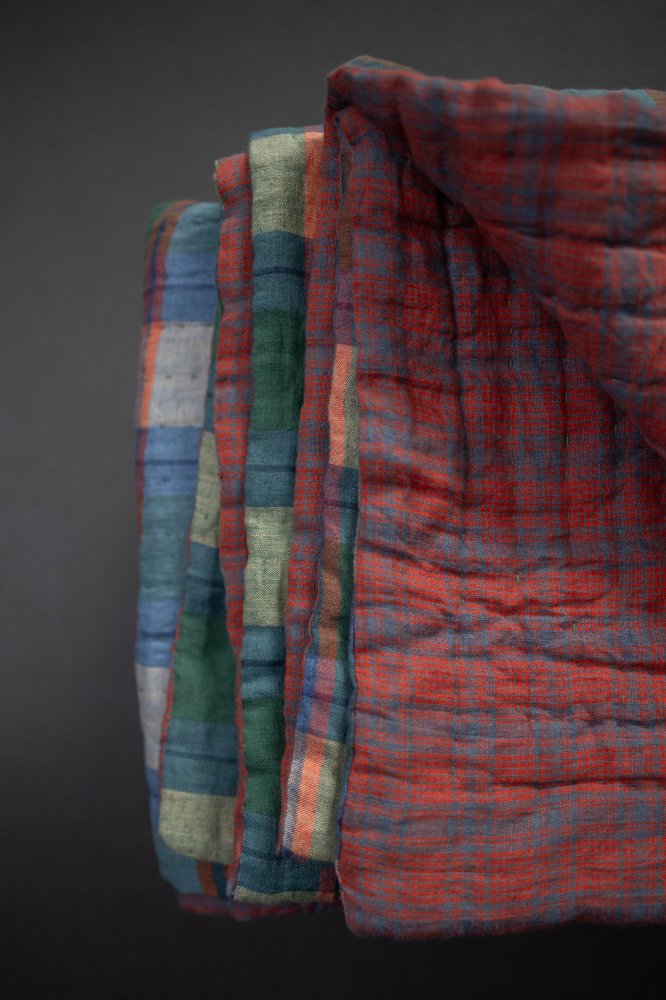 Laundered Linen Kantha Stitched Quilt - Hot Celery/Dear Daisy Red