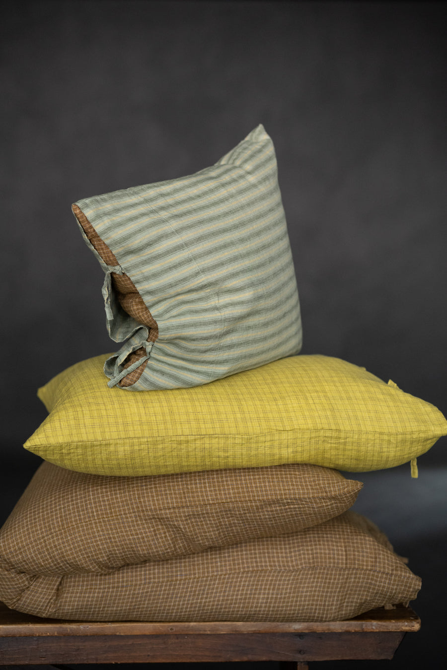 Laundered Linen Peekaboo Cushion Cover - Hampton Stripe/Peanut Brittle