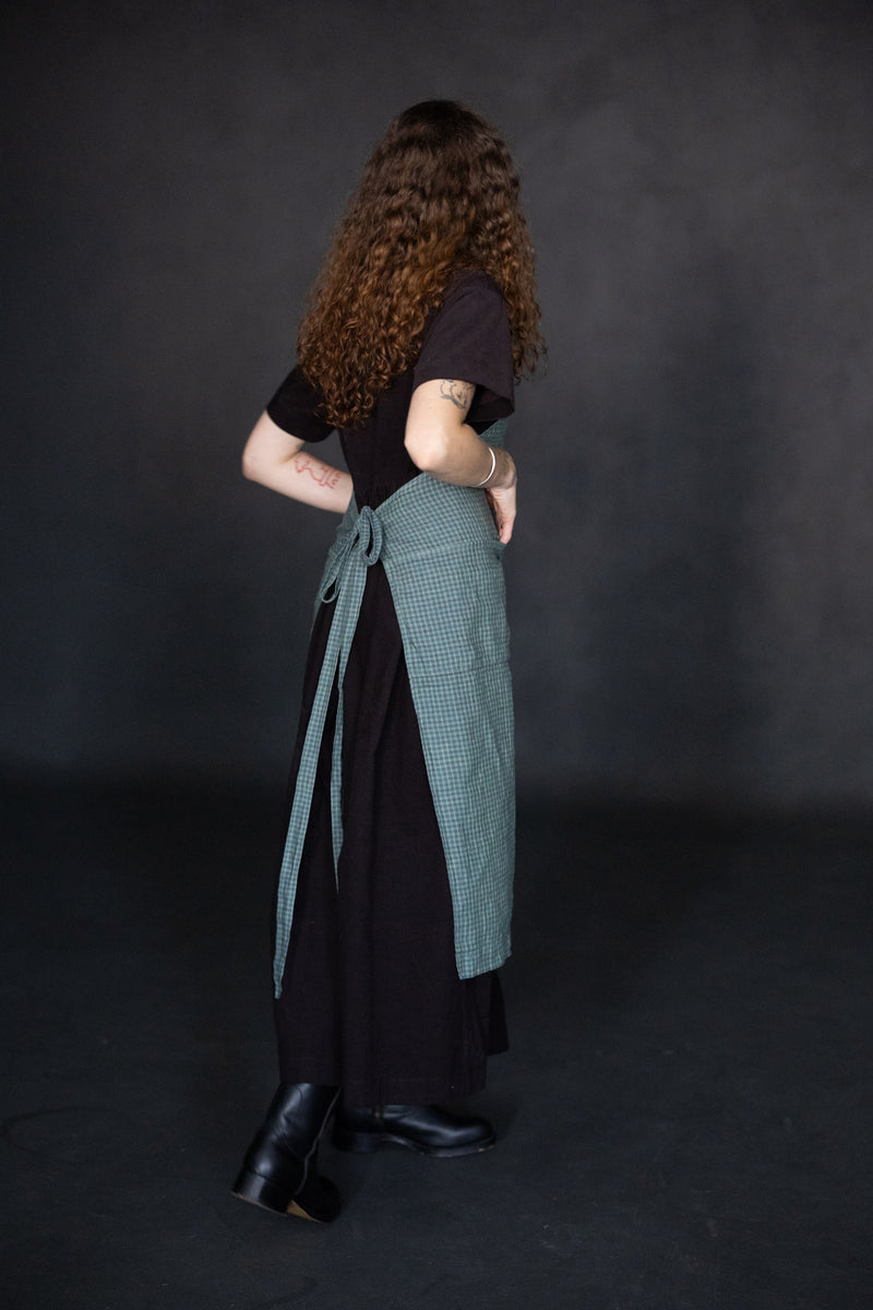 Laundered Linen Workaday Apron - Le Choc