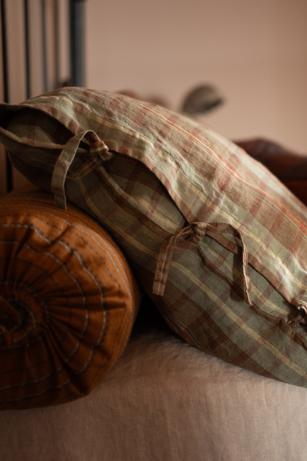 Laundered Linen Tie Pillowcase - Wilma Check