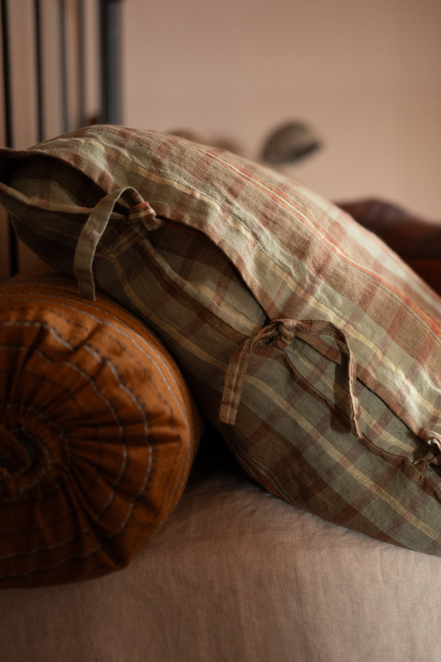 Laundered Linen Tie Pillowcase - Wilma Check